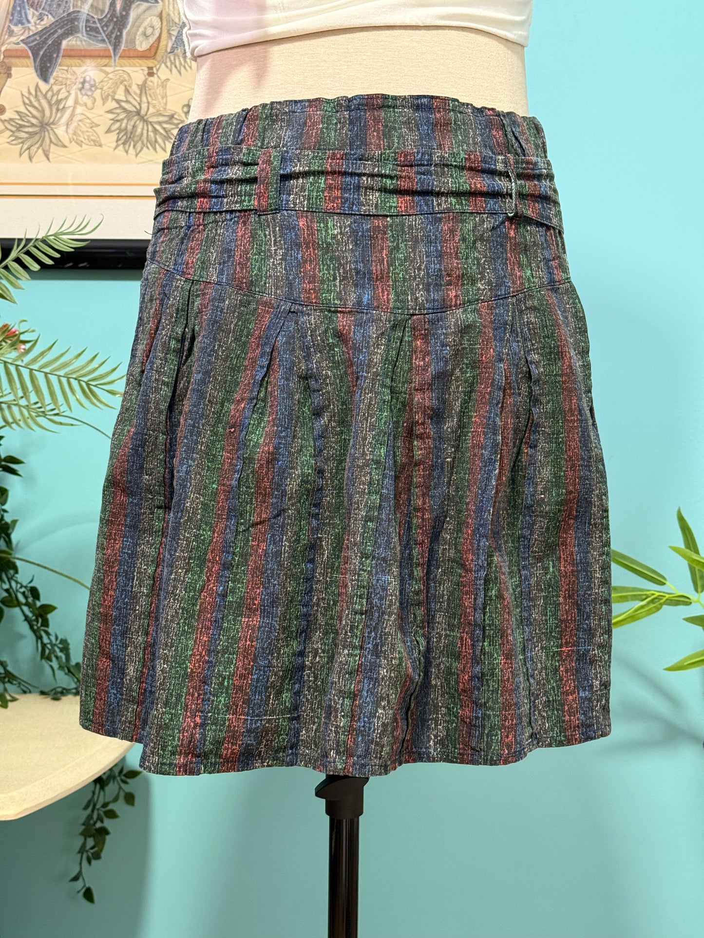 חצאית צבעונית מעניינת (S-M)