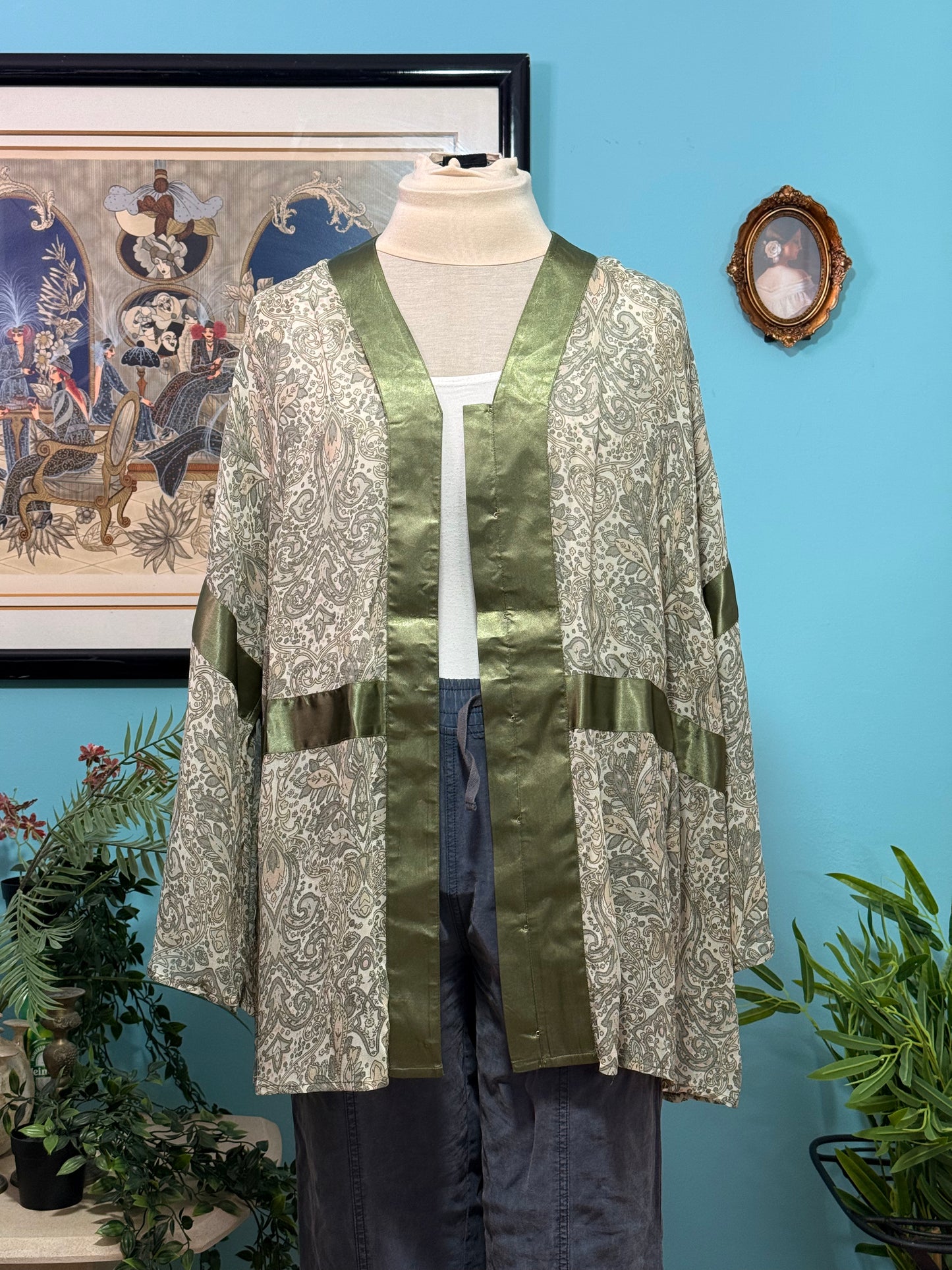 עליונית הדפס פייזלי (XL-3XL)