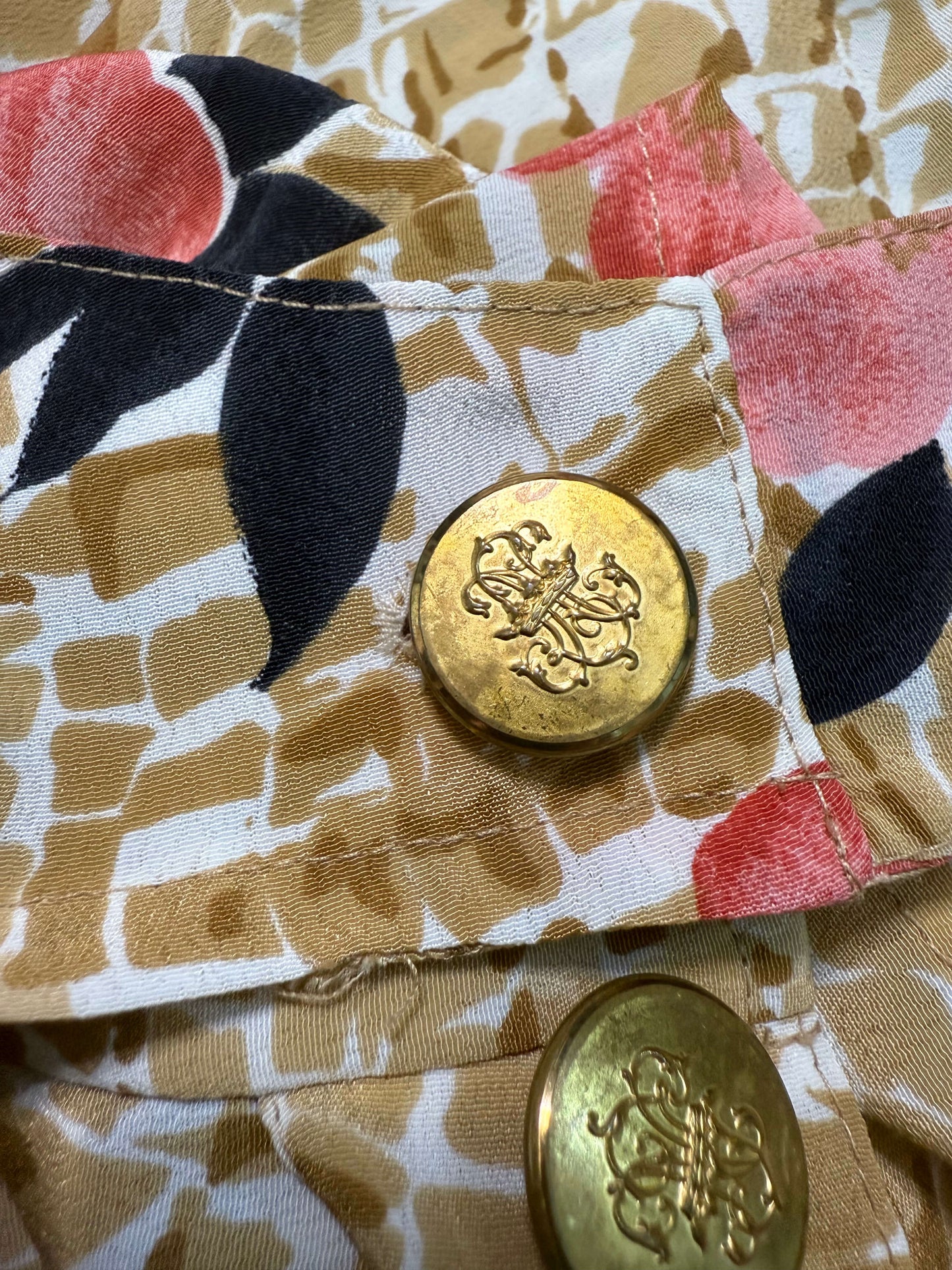 חולצה מעניינת (S-M)